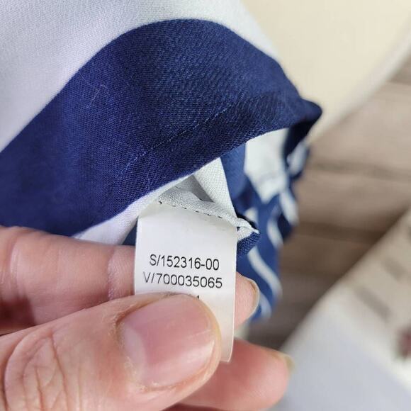Banana Republic Striped Cap Sleeve Button Down Blouse Size Extra Small - Picture 6 of 6